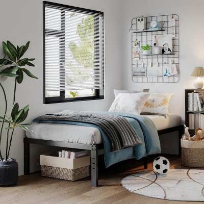 北欧单人床3D模型下载